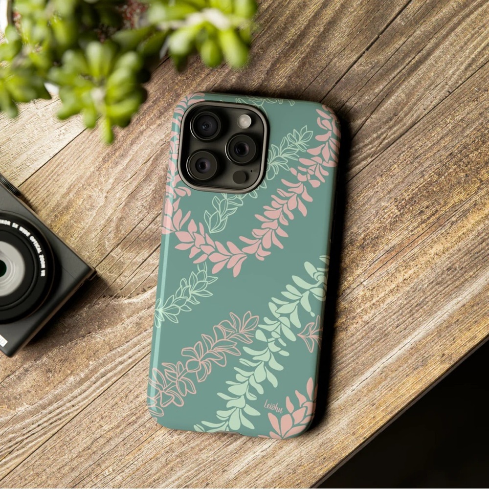 GROOVY PUA MELIA Iphone 15 Plus Case
